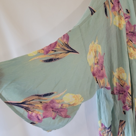 NEW KORI Blue Floral Kimono Top Sz L Back Lace-Up Open Front Beachy Cottagecore - Picture 5 of 12